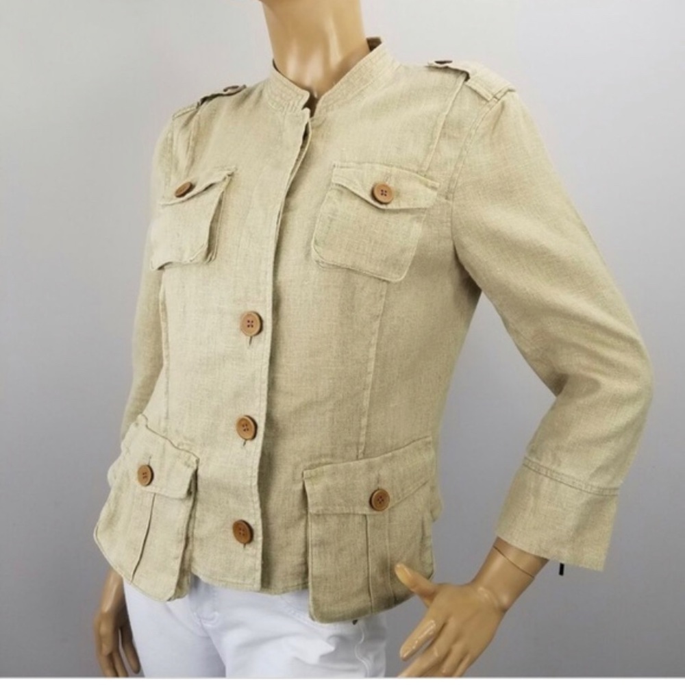 NWOT BANANA REPUBLIC HERITAGE SIZE 2 . Worn only once beautiful jacket.